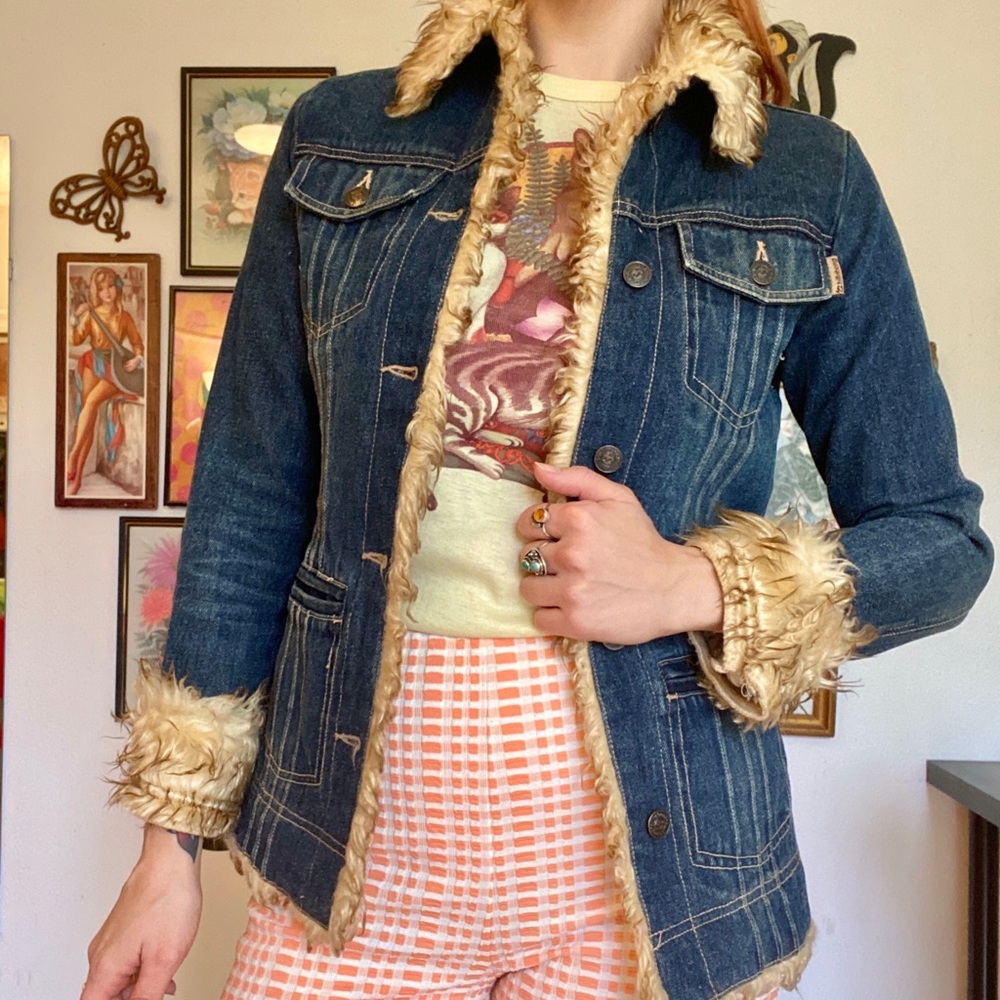 Vintage y2k Billabong fur trim denim jacket
